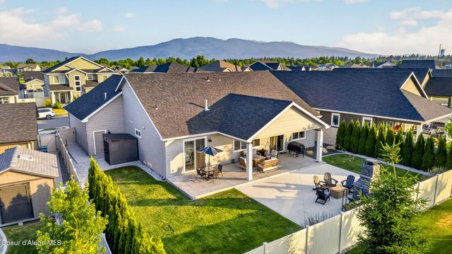 1141 E Percival Ave, Post Falls, ID 83854