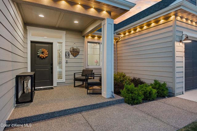 1141 E Percival Ave, Post Falls, ID 83854