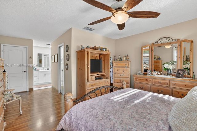 3381 SW 140th Ave, Miami, FL 33175