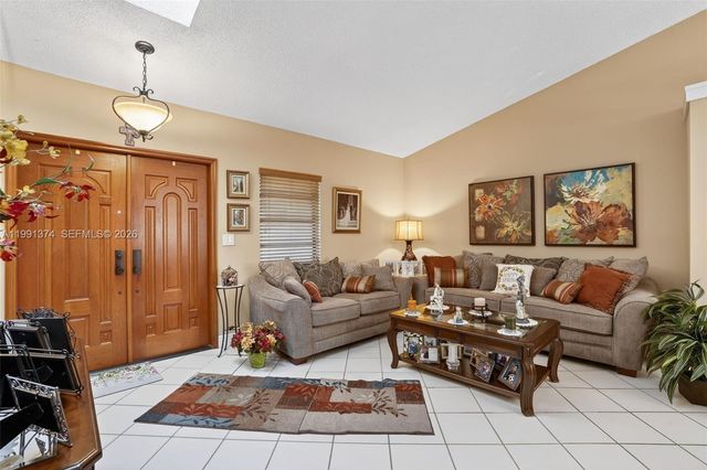 3381 SW 140th Ave, Miami, FL 33175