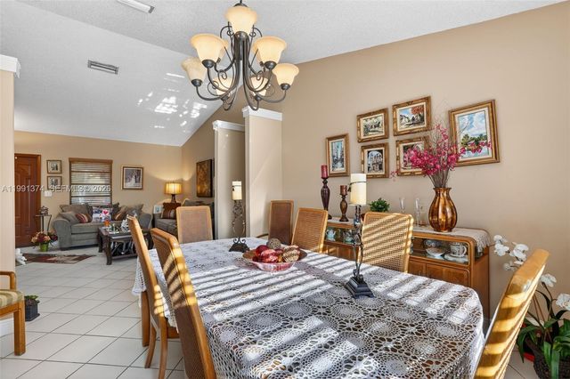 3381 SW 140th Ave, Miami, FL 33175