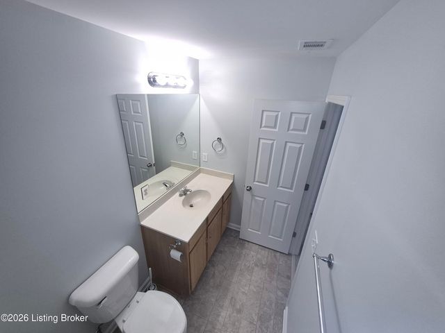 6402 Renate Rd, Louisville, KY 40291