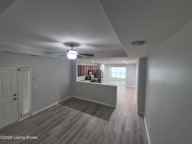 6402 Renate Rd, Louisville, KY 40291
