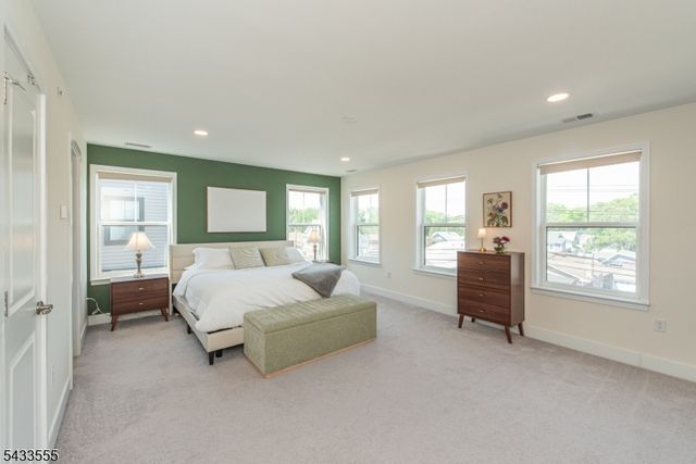 363 Main St 363, Little Falls Twp., NJ 07424