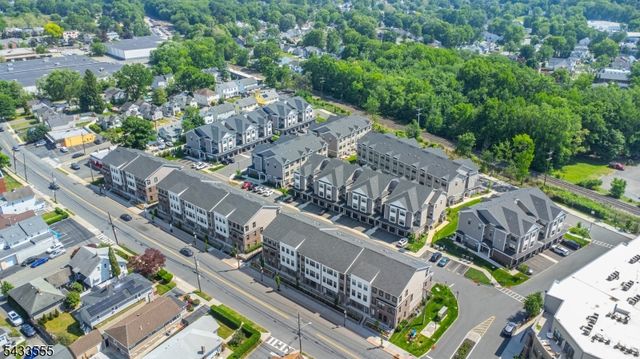 363 Main St 363, Little Falls Twp., NJ 07424