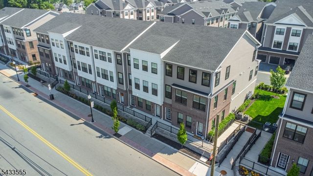 363 Main St 363, Little Falls Twp., NJ 07424