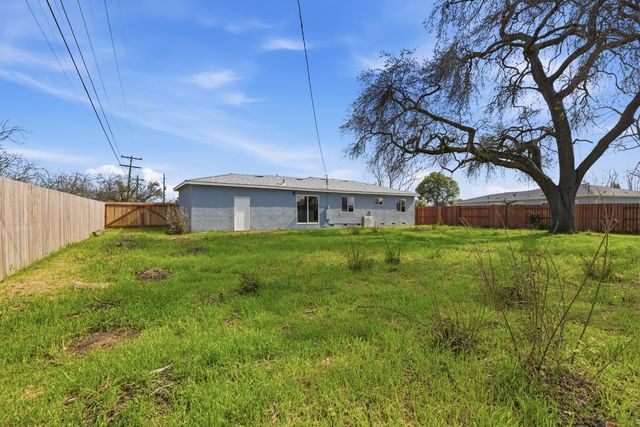 1645 S Wagner Ave, Stockton, CA 95215