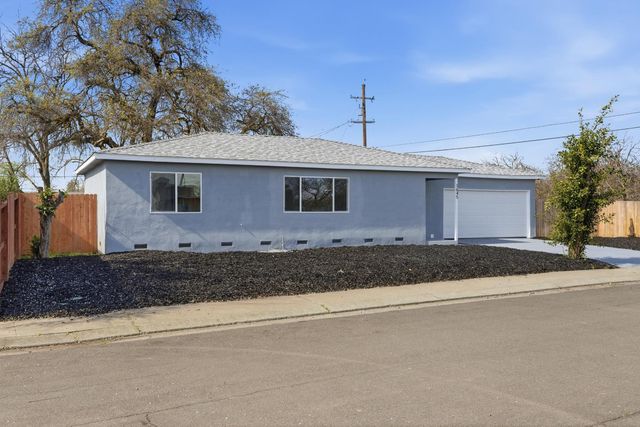1645 S Wagner Ave, Stockton, CA 95215