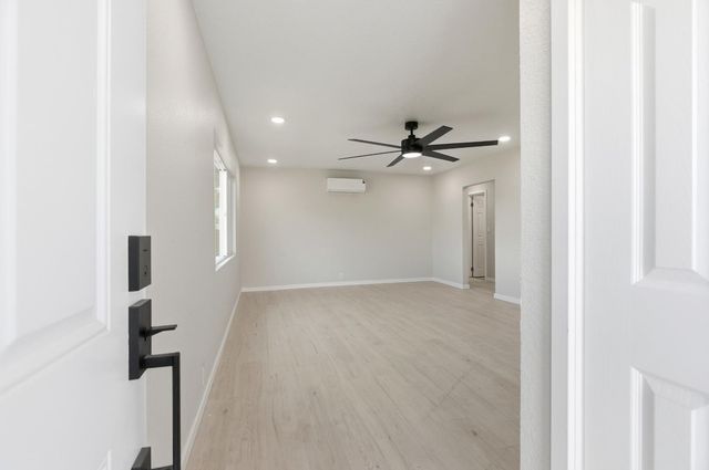 1645 S Wagner Ave, Stockton, CA 95215