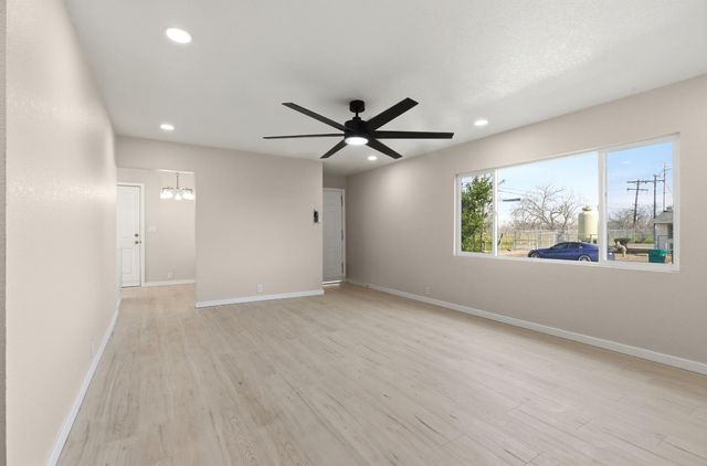 1645 S Wagner Ave, Stockton, CA 95215