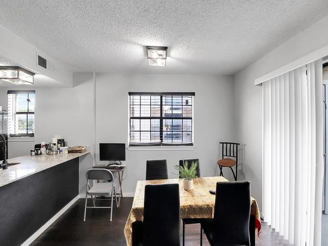 9520 Royal Lane 210, Dallas, TX 75243