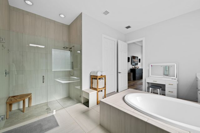 12110 Bastille Circle E, Parkland, FL 33076