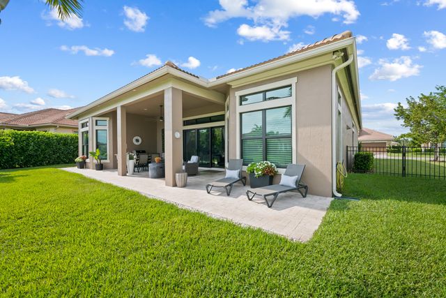12110 Bastille Circle E, Parkland, FL 33076