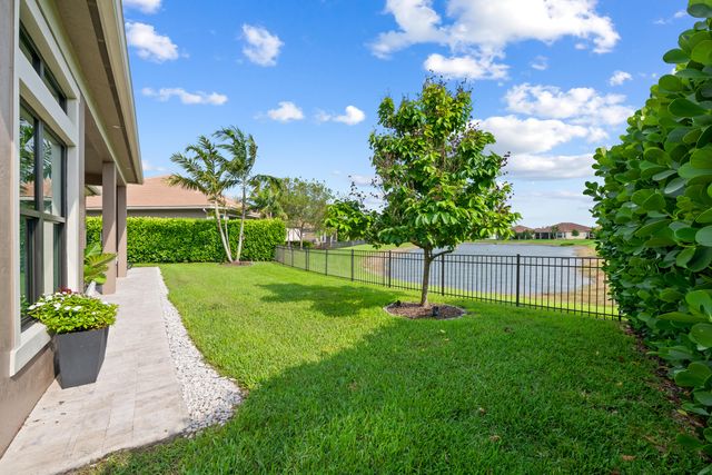 12110 Bastille Circle E, Parkland, FL 33076