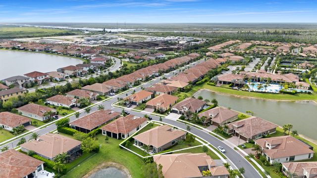 12110 Bastille Circle E, Parkland, FL 33076