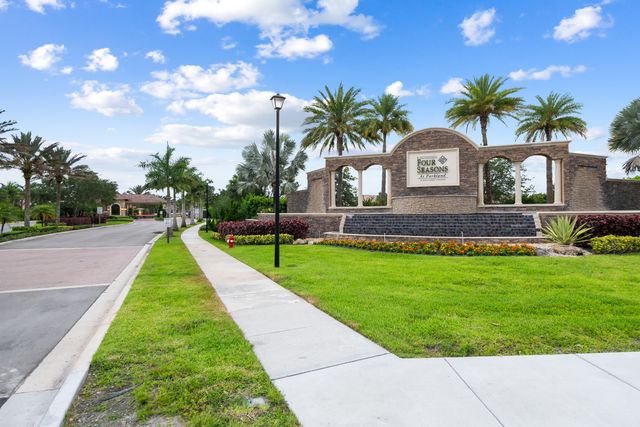 12110 Bastille Circle E, Parkland, FL 33076