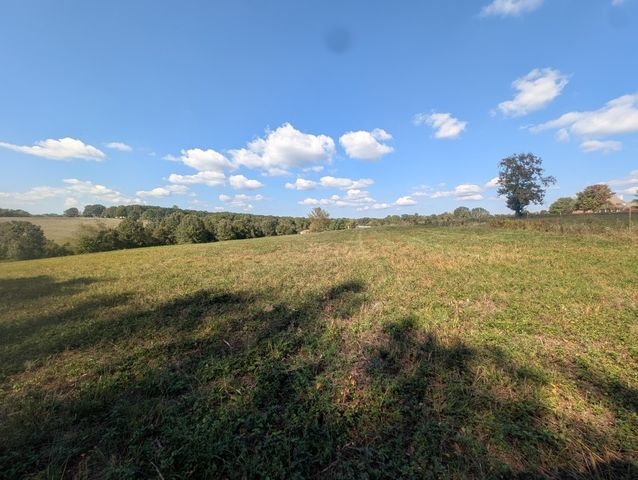 Bunker Road, Harrison, AR 72601