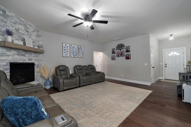 771 N Century Avenue, Republic, MO 65738