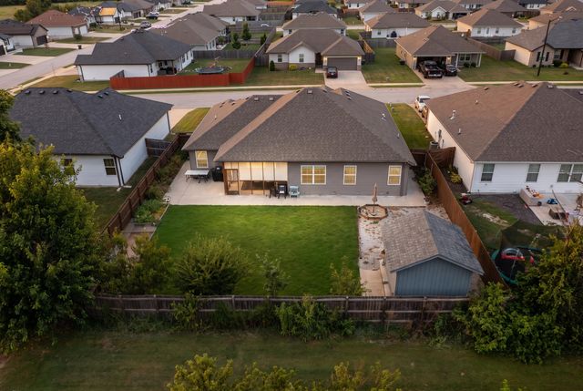 771 N Century Avenue, Republic, MO 65738