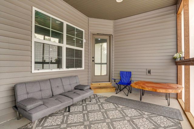 771 N Century Avenue, Republic, MO 65738