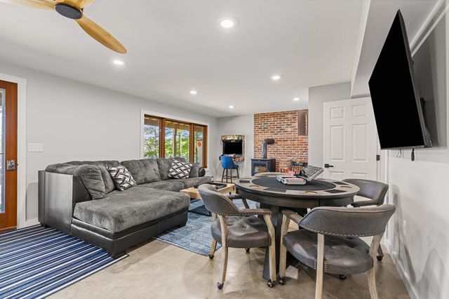 60 Glidden Road, Moultonborough, NH 03254