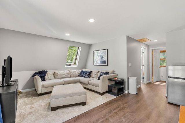 60 Glidden Road, Moultonborough, NH 03254