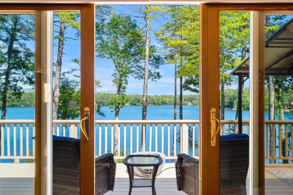 60 Glidden Road, Moultonborough, NH 03254