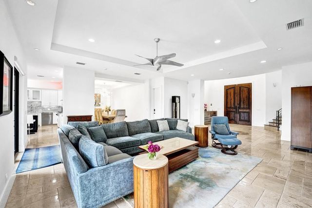 2340 NE 47th Street, Lighthouse Point, FL 33064