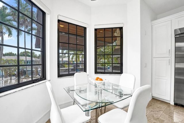 2340 NE 47th Street, Lighthouse Point, FL 33064