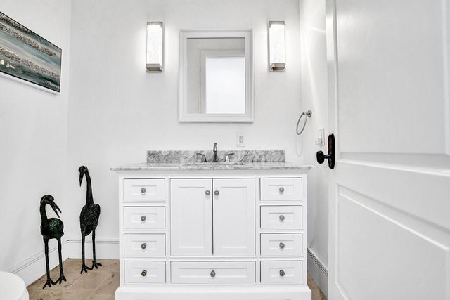 2340 NE 47th Street, Lighthouse Point, FL 33064