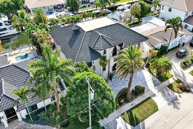 2340 NE 47th Street, Lighthouse Point, FL 33064