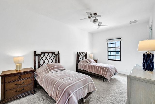 2340 NE 47th Street, Lighthouse Point, FL 33064