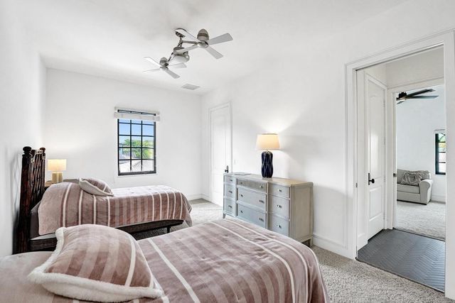 2340 NE 47th Street, Lighthouse Point, FL 33064