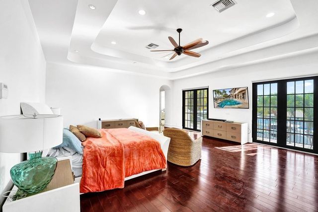 2340 NE 47th Street, Lighthouse Point, FL 33064