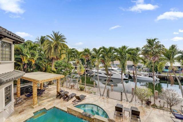 2340 NE 47th Street, Lighthouse Point, FL 33064