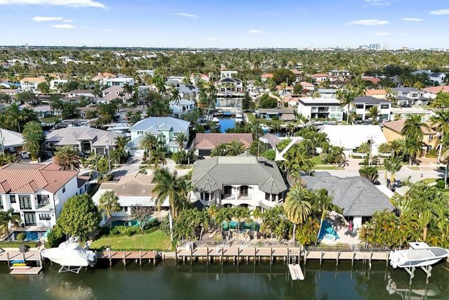 2340 NE 47th Street, Lighthouse Point, FL 33064