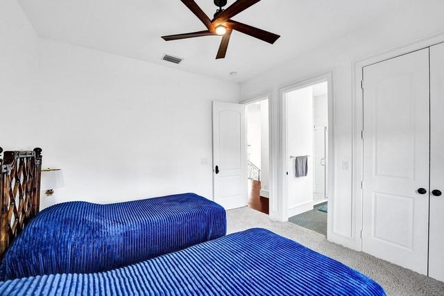 2340 NE 47th Street, Lighthouse Point, FL 33064