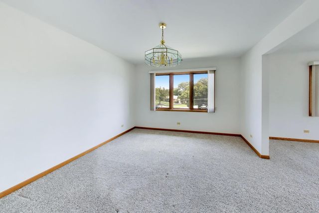 920 N Northwest Highway 2, Park Ridge, IL 60068
