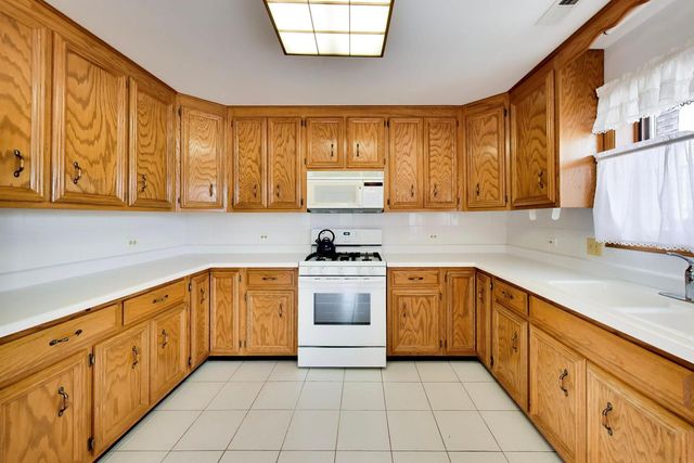 920 N Northwest Highway 2, Park Ridge, IL 60068