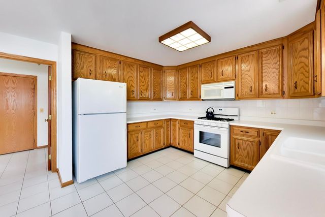 920 N Northwest Highway 2, Park Ridge, IL 60068