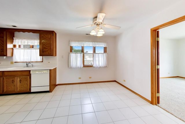 920 N Northwest Highway 2, Park Ridge, IL 60068