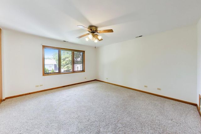 920 N Northwest Highway 2, Park Ridge, IL 60068
