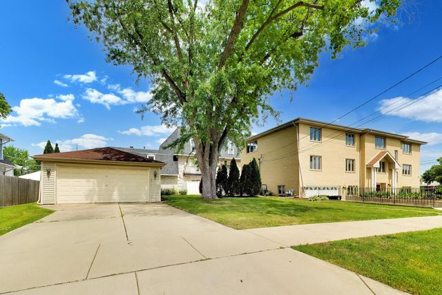 920 N Northwest Highway 2, Park Ridge, IL 60068