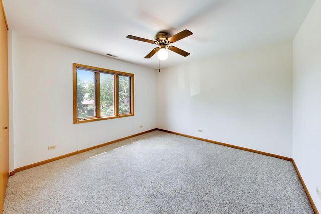 920 N Northwest Highway 2, Park Ridge, IL 60068