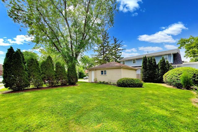 920 N Northwest Highway 2, Park Ridge, IL 60068