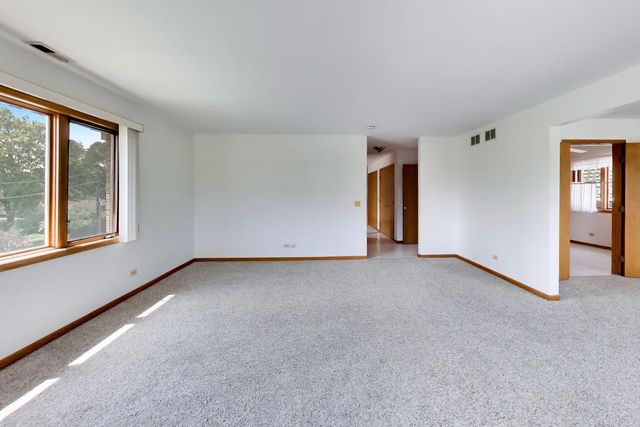 920 N Northwest Highway 2, Park Ridge, IL 60068