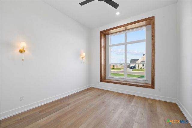6837 Lacey Oak Road, Salado, TX 76571