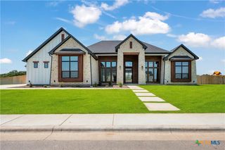 6837 Lacey Oak Road, Salado, TX 76571