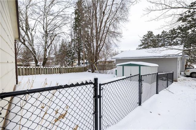 2508 E Hamilton Avenue, Eau Claire, WI 54701