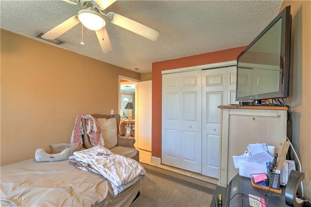 1004 SE 25th TER, Cape Coral, FL 33904